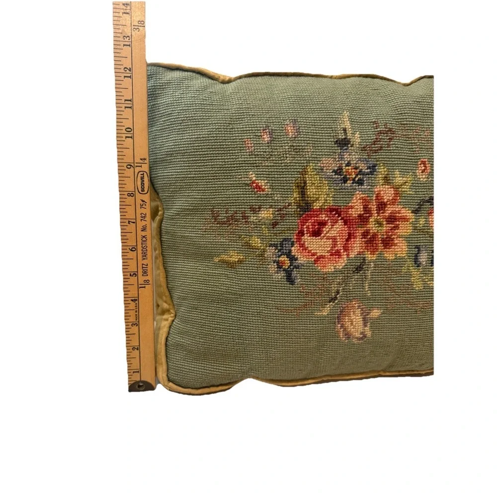 The Unbranded Brand stunning vintage